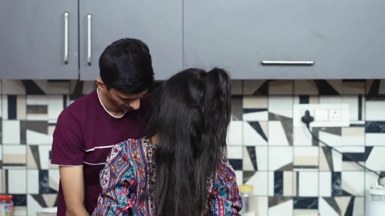 Kitchen Love Uncut